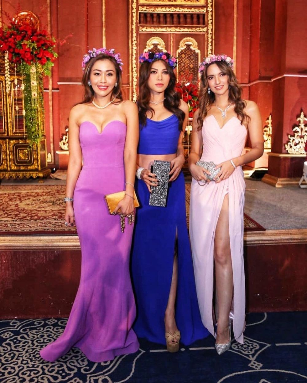 10 Potret Nia Ramadhani Saat Jadi Bridesmaid, Bak Gadis Remaja!