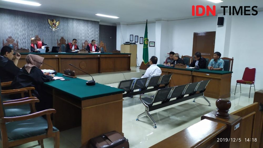 Mantan Sekretaris KPU Makassar Dituntut 8 Tahun Penjara
