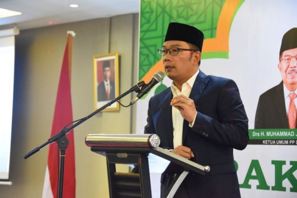 Gubernur Jabar: DKM Harus Punya Tim Medsos agar Dakwah Digital Efektif