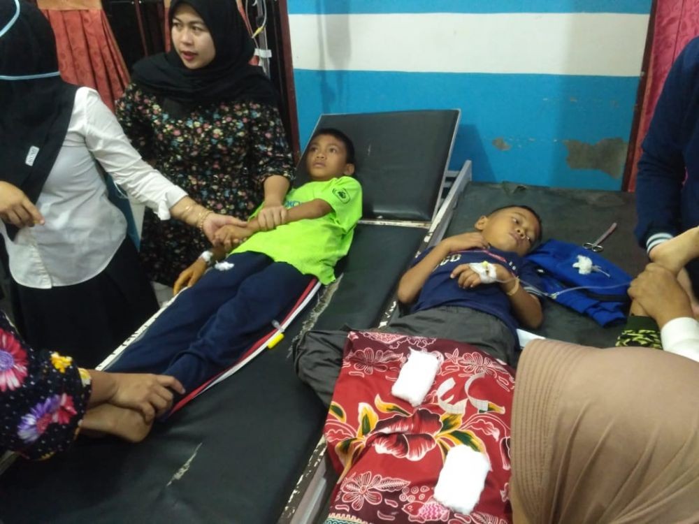 Keracunan Makanan saat Syukuran, 48 Orang Dilarikan ke Rumah Sakit