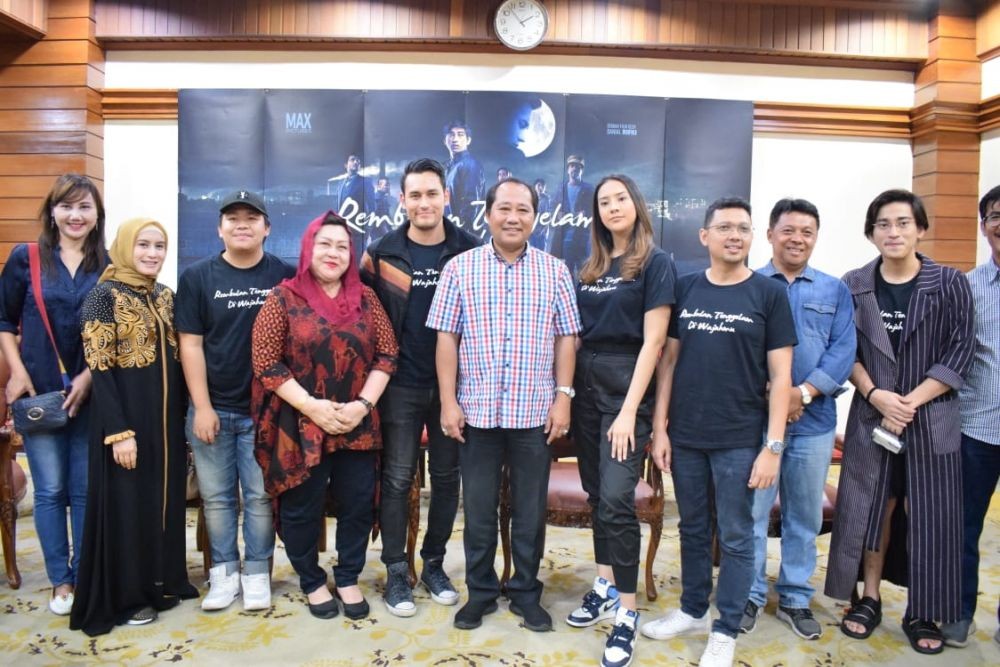 10 Foto Keseruan Screening Film Rembulan Tenggelam di Wajahmu