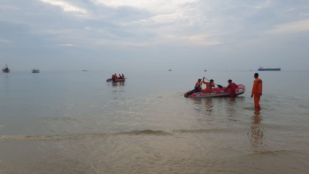 Mau Dibunuh, Pemuda Terjun Bebas ke Laut dari Pelabuhan Semayang