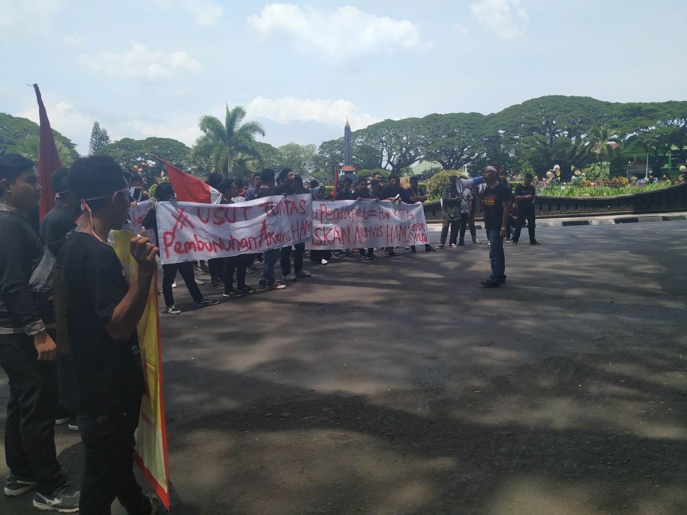 Hari HAM, Puluhan Mahasiswa Gelar Unjuk Rasa di Kota Malang 