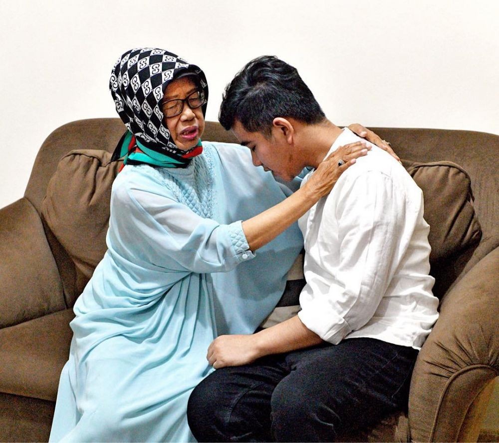 Sebelum Mendaftar ke PDIP Jateng, Gibran Minta Doa Restu Ibu Jokowi