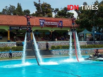 Pertama di Indonesia, Flyboard Show di Kolam Renang Owabong Waterpark