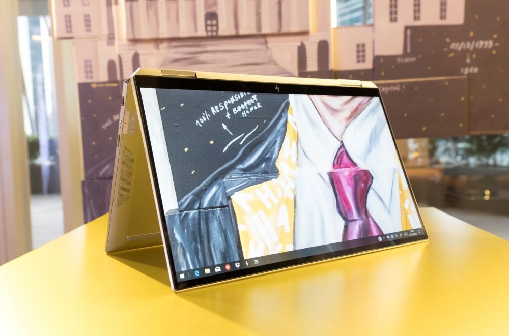 HP hadirkan Laptop Premium Canggih untuk Profesional Muda