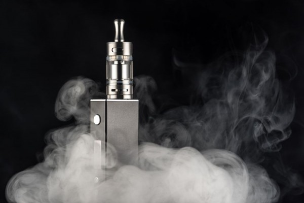 Benarkah Vape Bisa Mengganggu Kesuburan Wanita? Ini 7 Fakta Medisnya