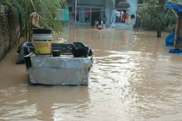 [BREAKING] Banjir Di Tebing Tinggi, Korban Lebih Dari 11 Ribu Orang