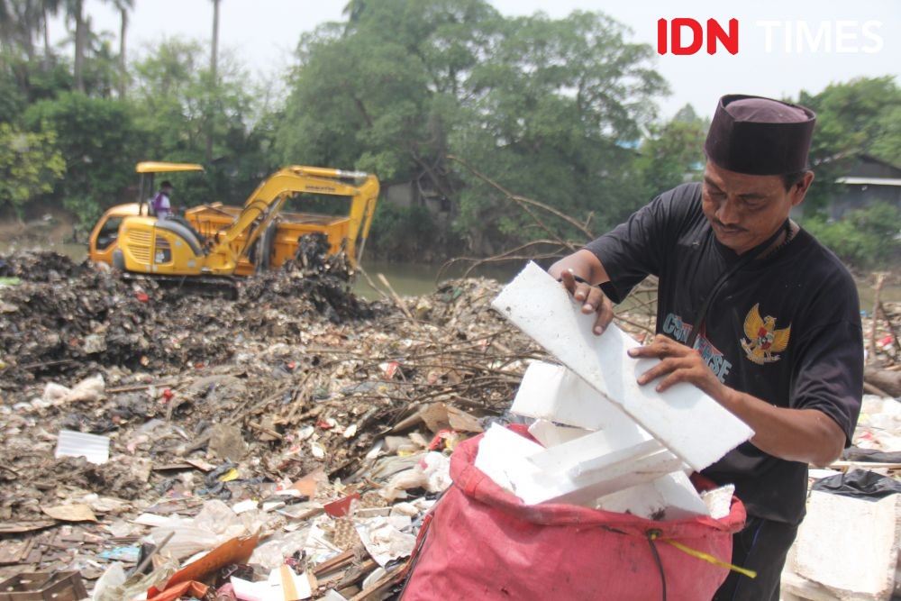 Pemkab Tangerang Tuding 4 Kota Jadi Penyebab Bau Busuk Sungai Cisadane