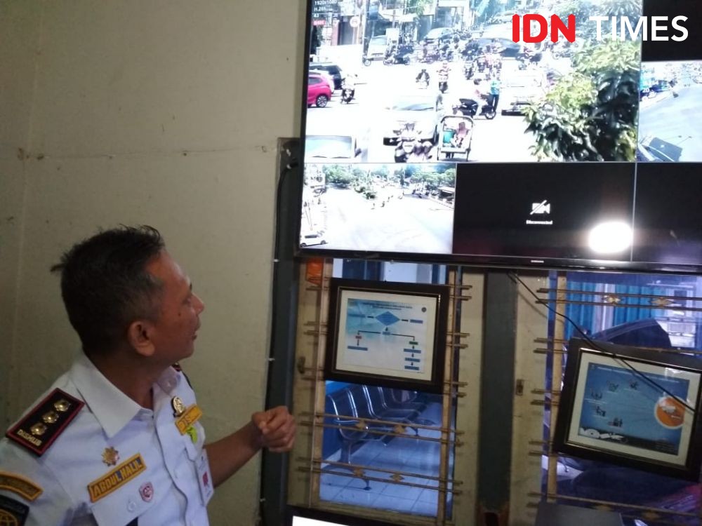 Pantau Lalu Lintas Nataru Dishub Pasang 26 CCTV dan Pengeras Suara