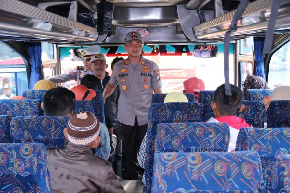 PSBB Jakarta, Jumlah Bus Terminal Harjamukti Cirebon Turun 80 Persen