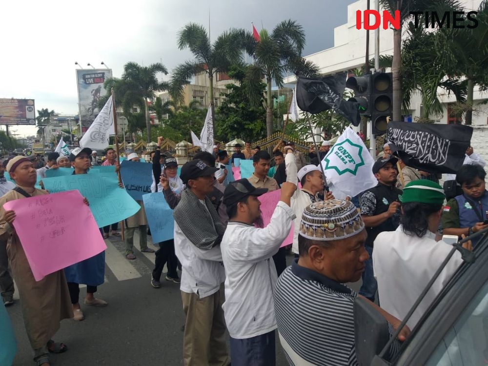 Aksi Solidaritas Muslim Uighur, Massa Ancam Boikot Produk Tiongkok