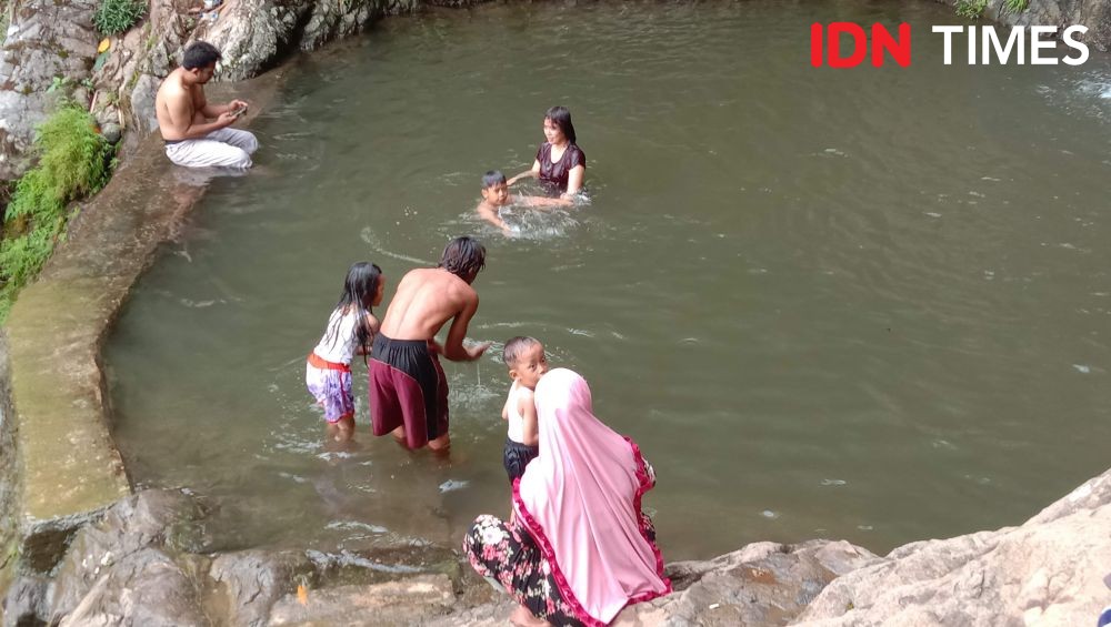 10 Potret Wisata Air Terjun Kali Banteng di Lereng Gunung Muria Kudus