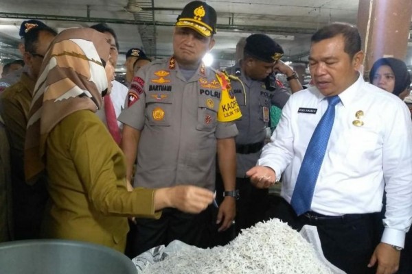 Sidak ke Pasar Jelang Nataru, Kapolda Beri Warning Kepada Spekulan