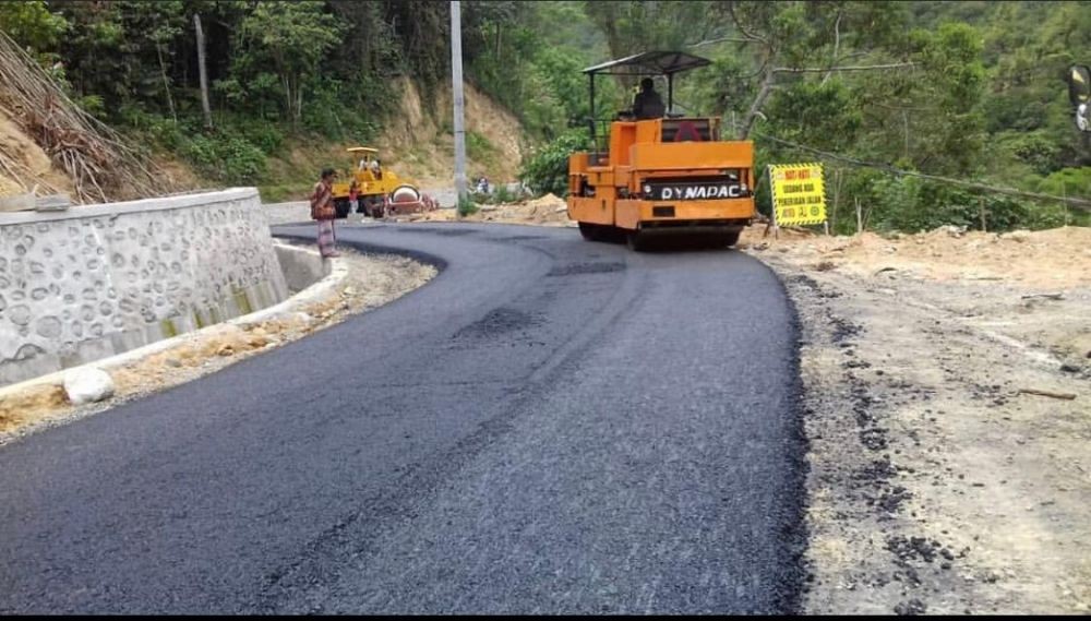 Perbaikan Jalan 72 Kilometer di Selatan KBB Meleset dari Rencana