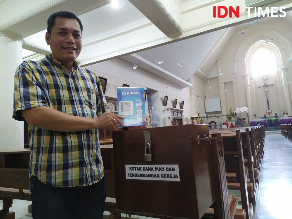 Perjuangan Umat Katolik Kumpulkan Dana Natal dari Tepi Kali Semarang