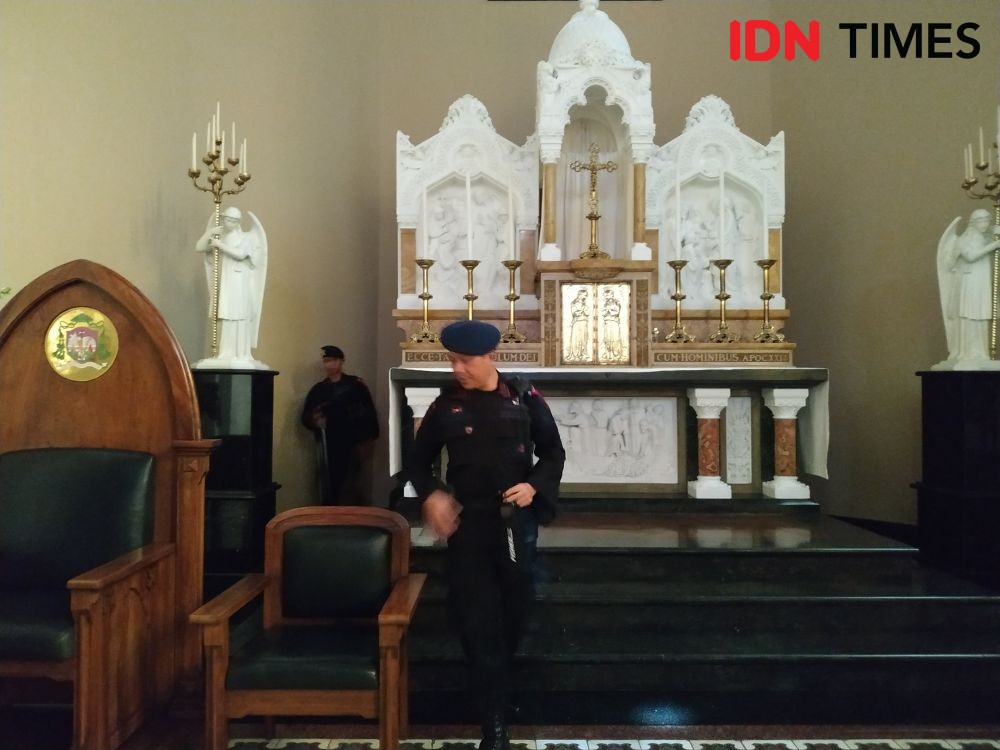Pengamanan Natal, Polisi Minta Driver Ojol Tidak Masuk Halaman Gereja