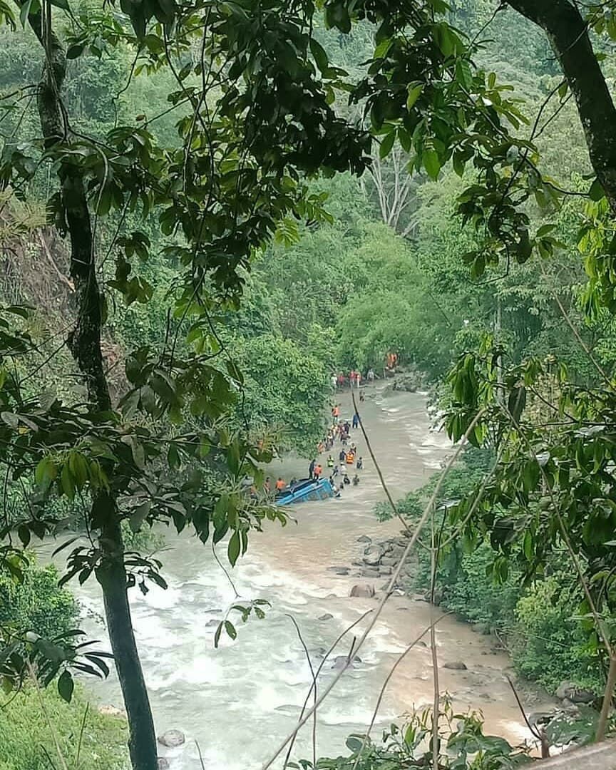 Evakuasi Korban Bus Sriwijaya, Tim SAR Turun Jurang Sedalam 80 Meter  