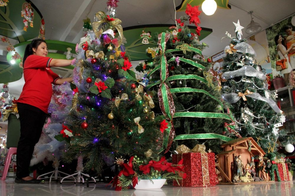 Jelang Libur Natal Tahun Baru, Menko PMK: Jangan Beli Tiket Mudik Dulu