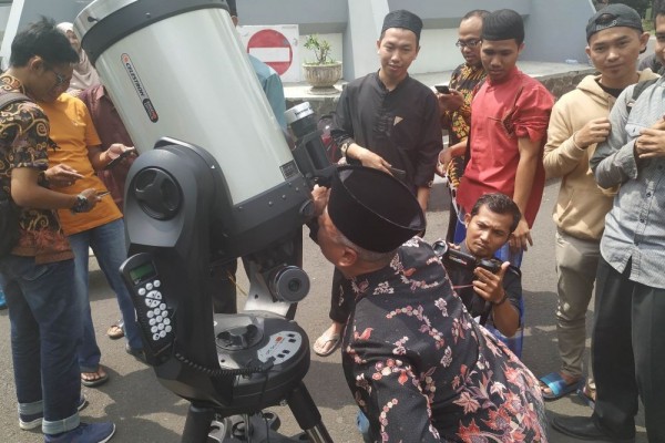 UIN Malang Lakukan Salat Serta Pemantauan Gerhana Matahari Cincin