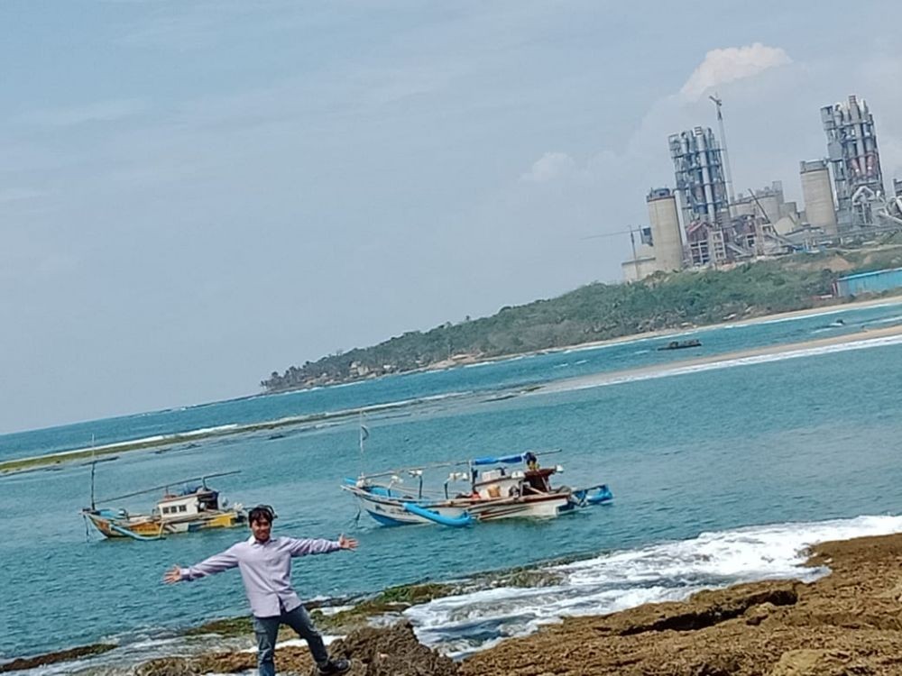 Pantai Pesisir Selatan Banten Belum Dipasang Alat Pendeteksi Tsunami 