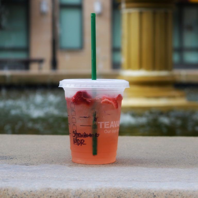 10 Minuman yang Paling Laris di Starbucks, Sudah Coba?