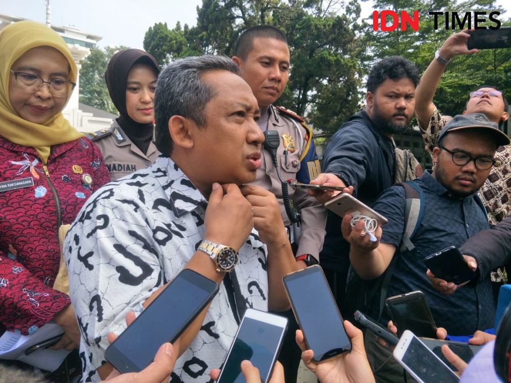 Angka Kecelakaan Tinggi, Pemkot Bandung Ajak Warga Gunakan Helm dengan Benar