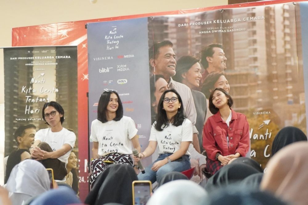 Pesan Hakikat Keluarga Bahagia Lewat Pemutaran Perdana Film NKCTHI