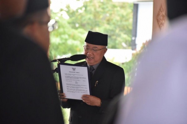 Aktif Kembali Jadi Bupati, Suharsono Janji Tetap Netral