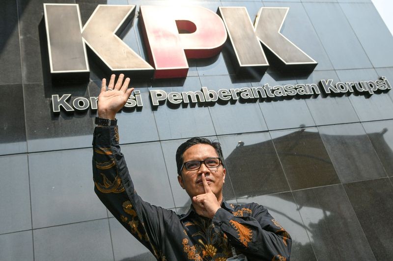 Febri Diansyah Mundur Dari KPK, Siapa Penggantinya?