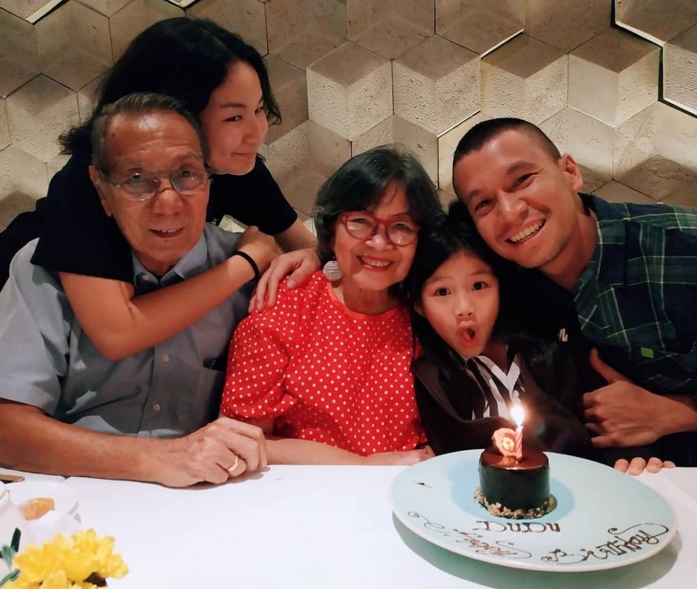 Makin Awet Muda! Ini 10 Potret Berwibawa Samuel Rizal di Usia 39