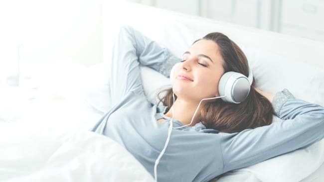 Manfaat Kesehatan Mendengarkan Musik Seberapa Sering?