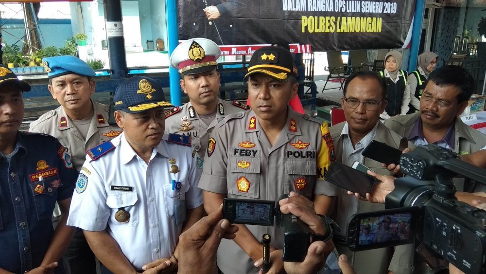 Tak Layak Jalan, Satu Unit Bus AKAP di Lamongan Diamankan Petugas