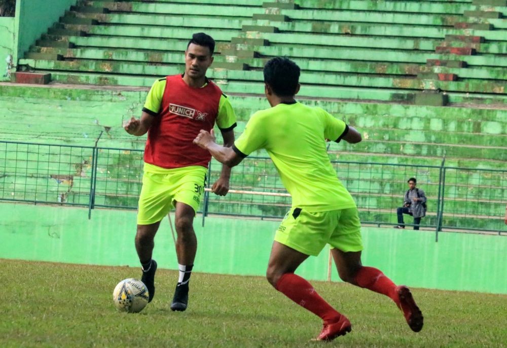 Dampingi Gomez, Charis Yulianto Bangga Jadi Asisten Pelatih Arema FC 