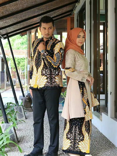Serasi dan Kompak, 10 Referensi Kebaya Couple di Bawah Rp500 ribu