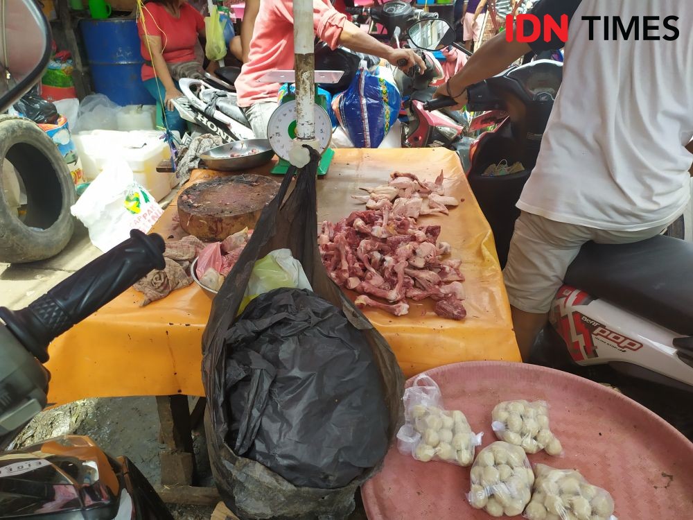 Awal Ramadan, Harga Daging Ayam Naik di Serang 