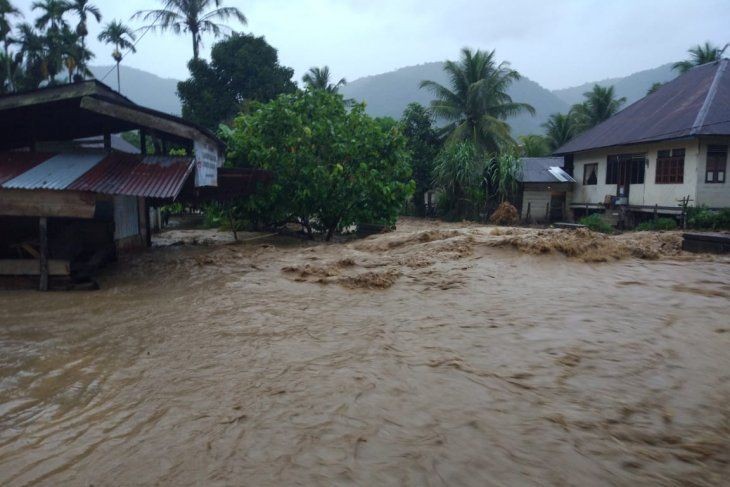 Makan Ratusan Korban, Ini 5 Banjir Paling Mengerikan di Indonesia