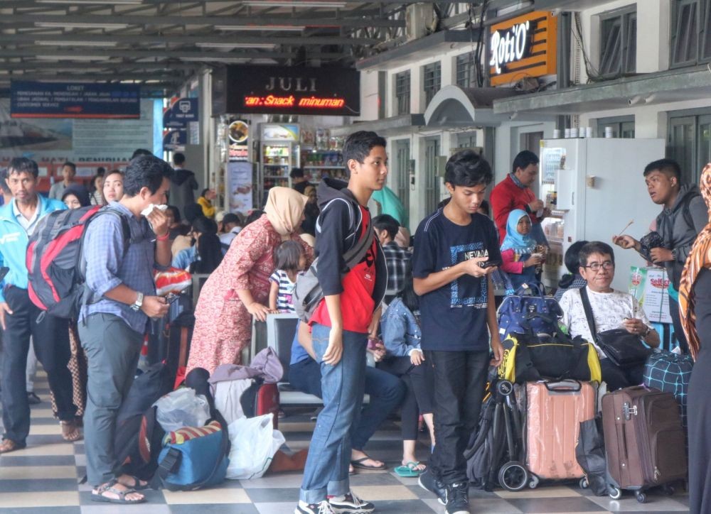 Banjir Jakarta, Kedatangan Kereta Api di Stasiun Kota Malang Normal 