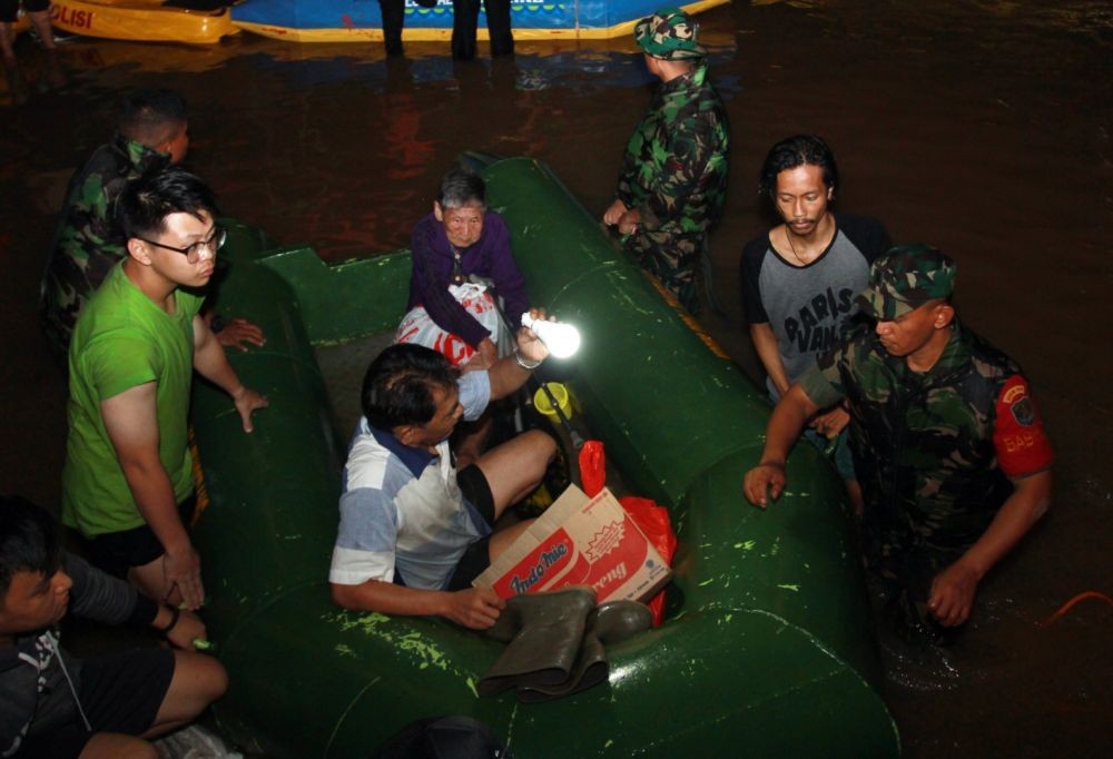 12 dari 13 Kecamatan Kota Tangerang Banjir, 15.000 Orang Jadi Korban