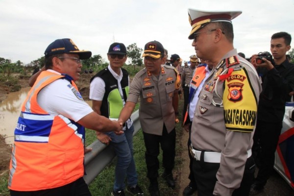 Pantau Banjir di Cipali, Dirjen Hubdat Koordinasi dengan Pihak Terkait