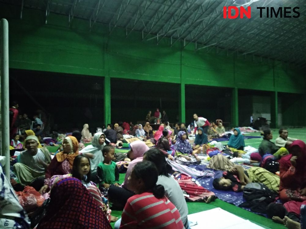 Korban Banjir Bandang di Lebak Kedinginan, Pengungsi Butuh Selimut