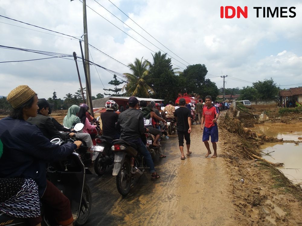 Kisah Ucum, Kehilangan Anak, Mantu dan 2 Cucu saat Banjir Bandang