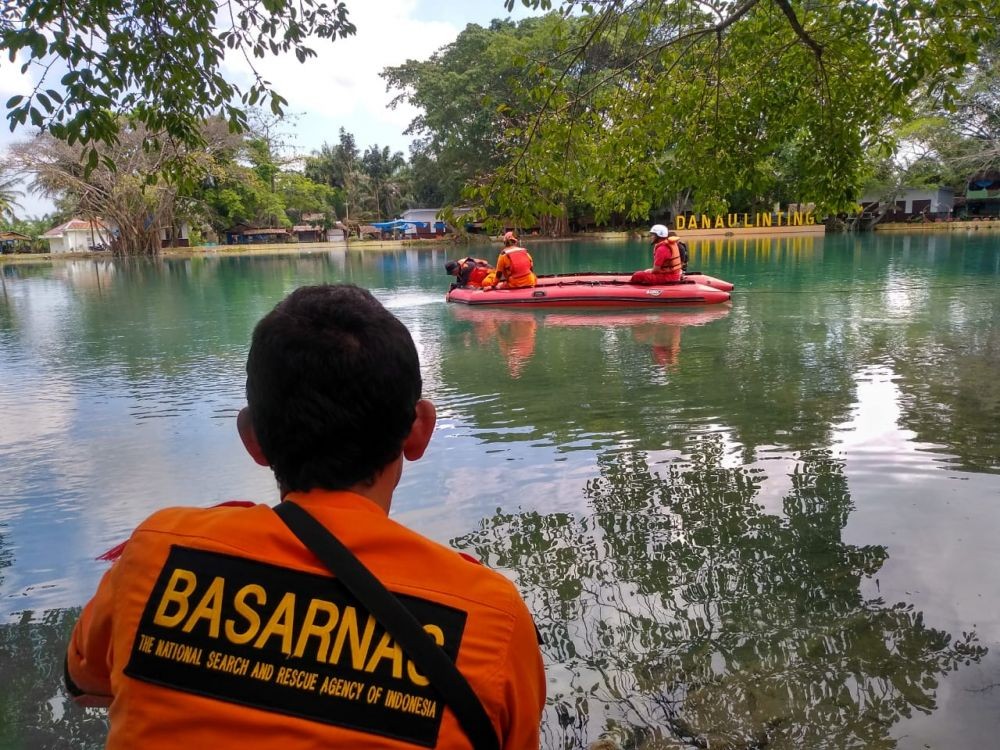 Debit Air Dikurangi, Jasad Pemuda di Danau Linting Muncul