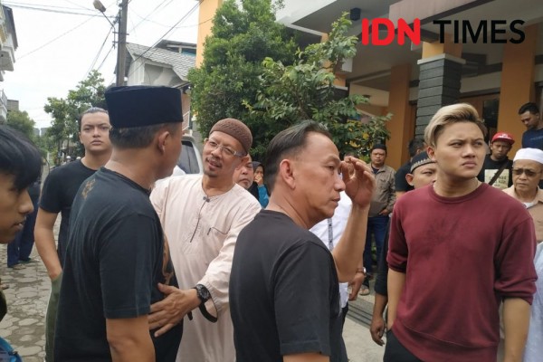 Terungkap Ada Bekas Bekam di Punggung Jenazah Mantan Istri Sule