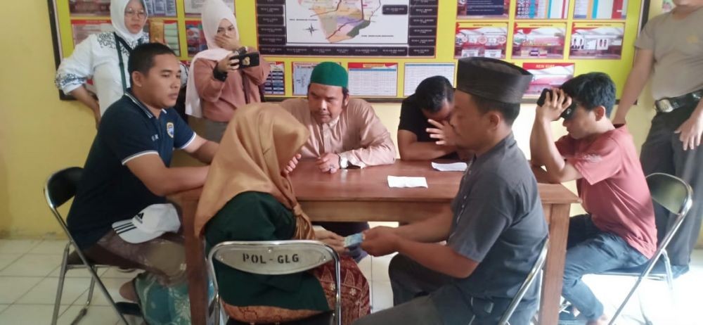 Curi Ayam Anggota DPRD Deli Serdang, Pria Ini Menikah di Kantor Polisi