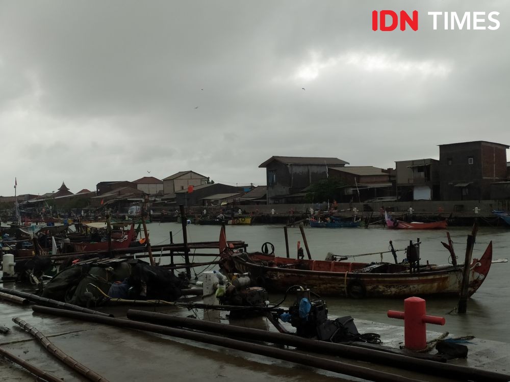 Cuaca Ekstrem Ganggu Pelayaran Antar Pulau di Makassar