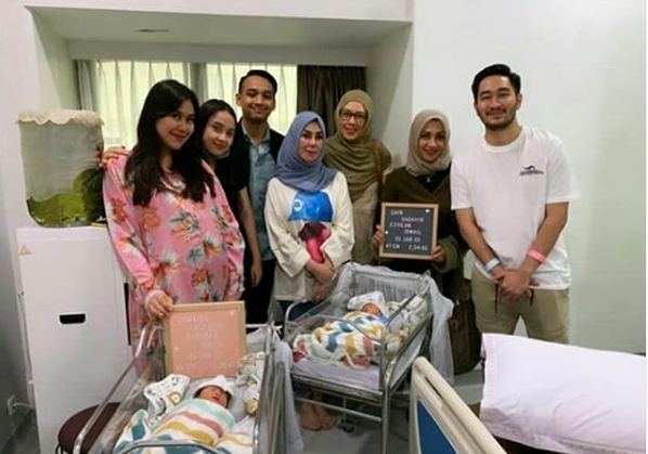 Jadi Bayi Kembar Paling Hits, 10 Artis yang Jenguk Anak Syahnaz & Jeje