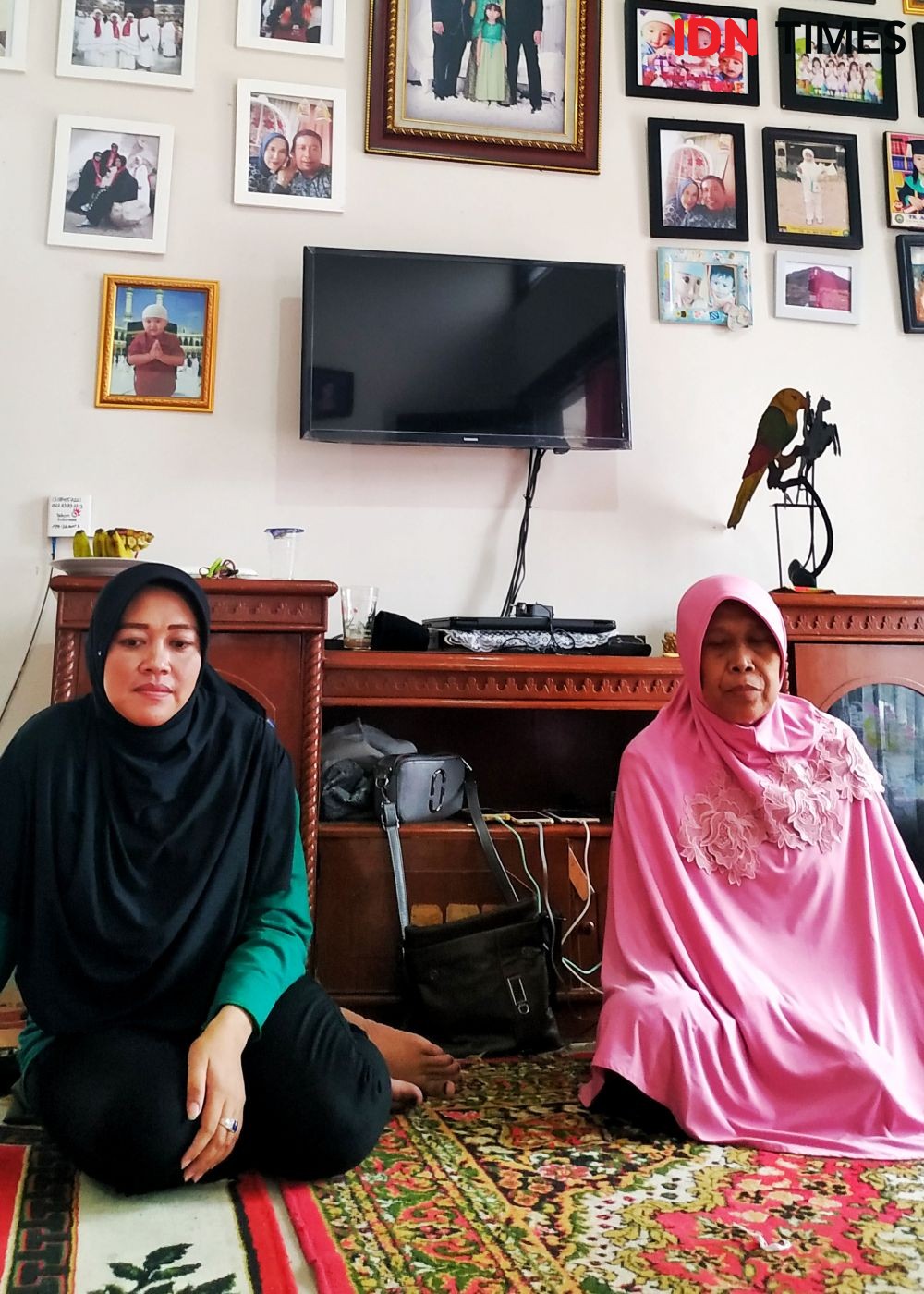 Keluarga Mendiang Lina Jubaedah, Tak Tahu Ada Lebam di Leher dan Badan