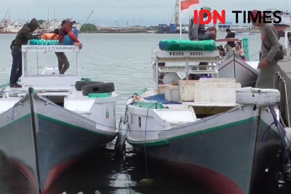 Cuaca Ekstrem Ganggu Pelayaran Antar Pulau di Makassar