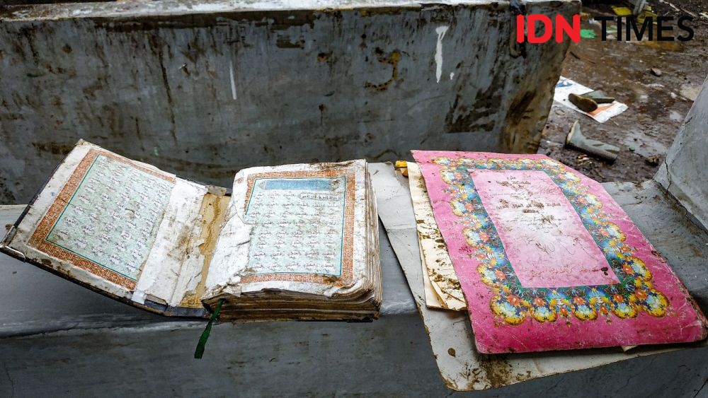 Dihantam Banjir, Masjid di KBB Rusak dan Merugi Puluhan Juta